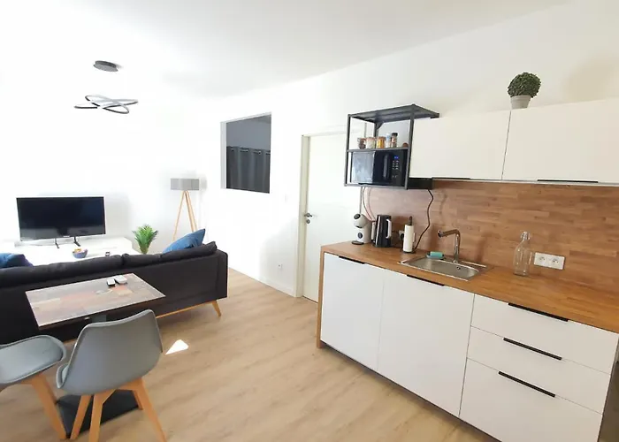 Cozy And Chic 2 Apartmán